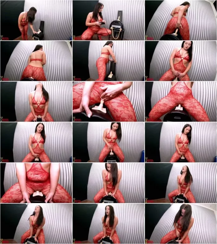 EmmaSecret - Mein erstes Mal auf dem Sybian [FullHD 1080p] (MDH)