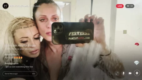 Brittany Bardot - pssing girlfriend [FullHD 1080p] (Perverse Family Live)