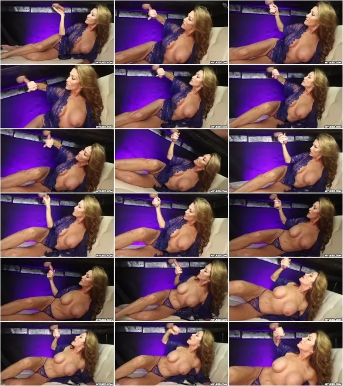 lexi lovins - 21 12 08 milf milking [FullHD 1080p] (MYLKED)