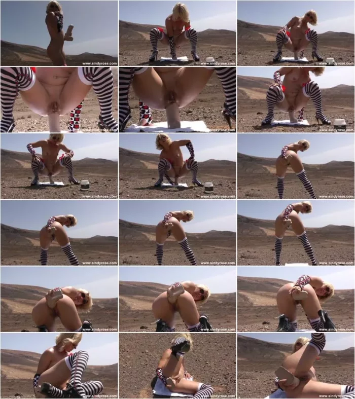 Sindy Rose - Sindy Rose take huge dildo in her prolapse anal hole in public at the desert (26.03.2022) [FullHD 1080p] (Dildo)