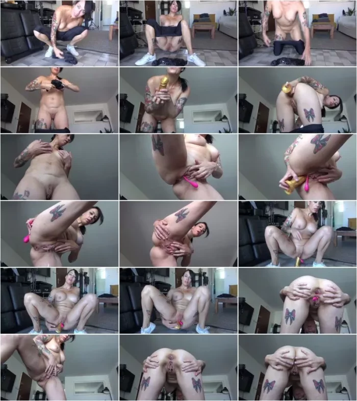Adeline Lafouine - I pss And Squirt Over You Wet Kinky [FullHD 1080p] (Milf)