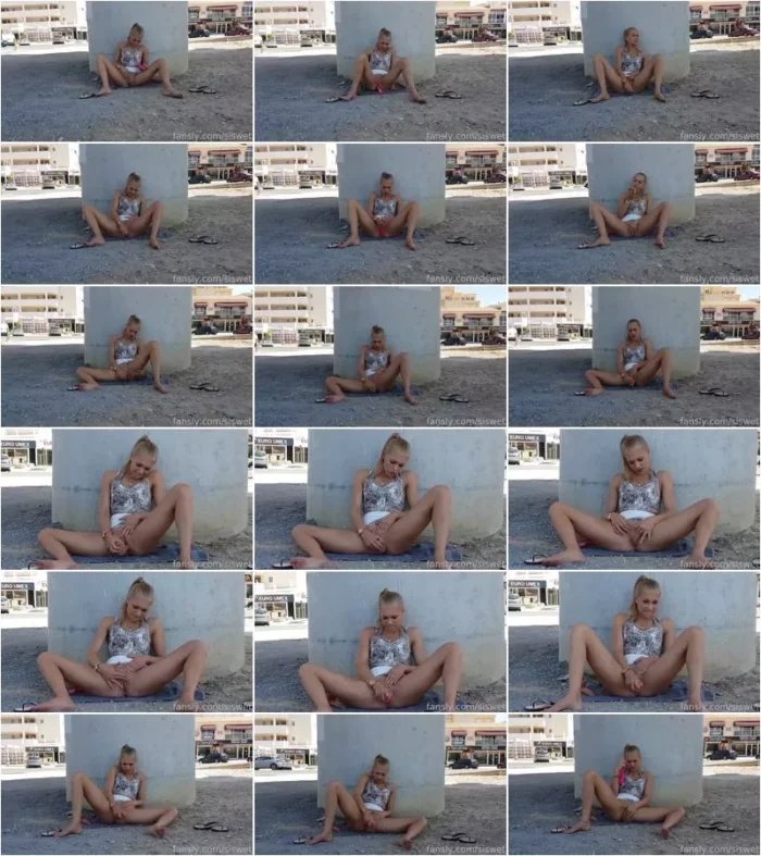 Siswet  - 22.08.2021 I am a Exhibisionist, i love to play outdoor 1 [UltraHD/4K 2160p] (Dildo)