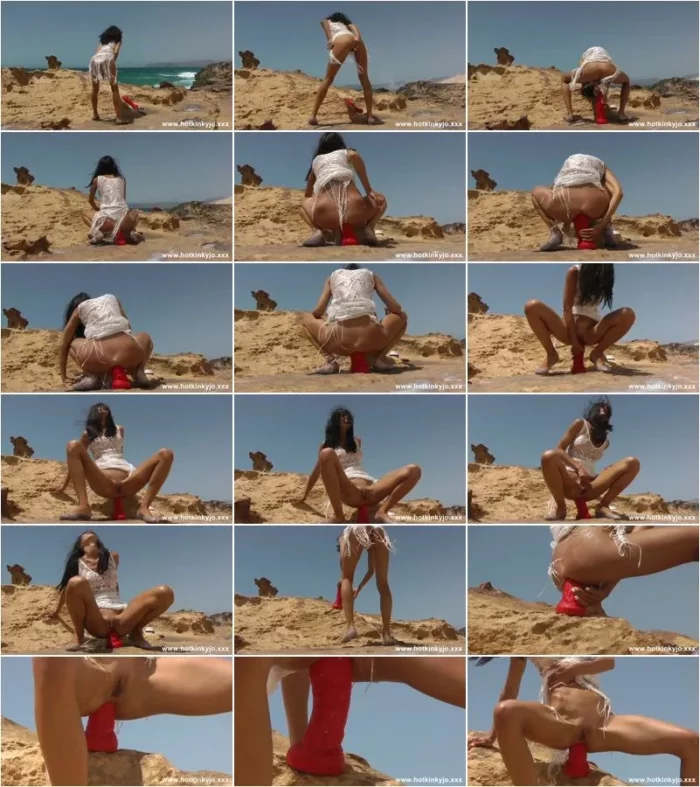 Hotkinkyjo - Hotkinkyjo fuck her ass with red dragon dildo at the beach and anal prolapse 05.02.2023 [FullHD 1080p] (Dildo)
