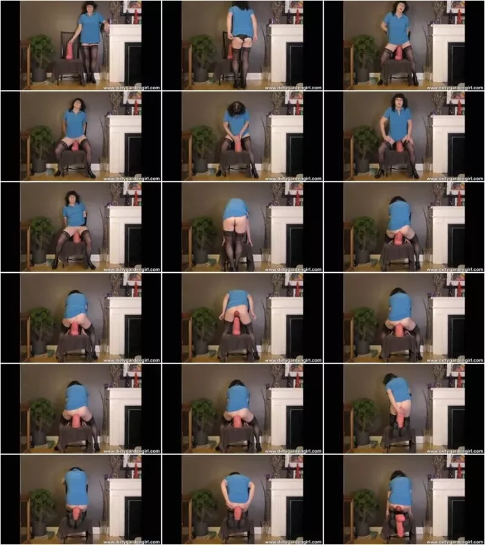 Dirtygardengirl - Dirtygardengirl in blue shirt fuck huge dildo with pussy & ass 23.03.2023 [FullHD 1080p] (Dildo)
