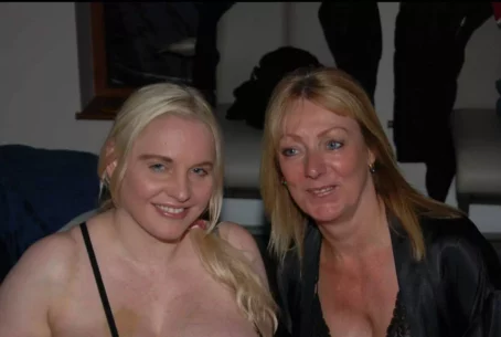 Jordan - Amateur Facials UK 2025-05-21 [HD 720p] (AmateurFacialsUK)