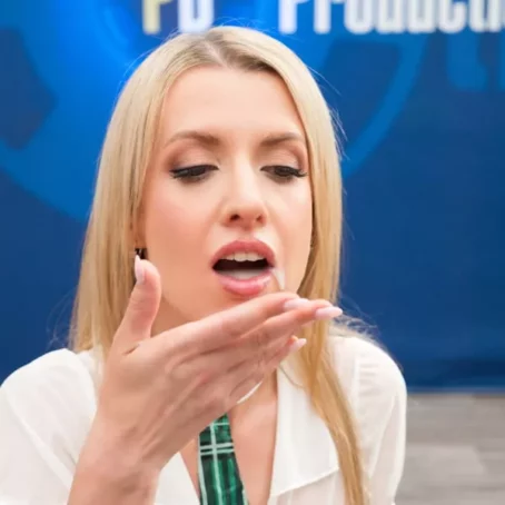 Adriana Sweetblonde #1 - Bukkake – Behind The Scenes – Welcome Cumshot 09.07.2025 [FullHD 1080p] (Bukkake)