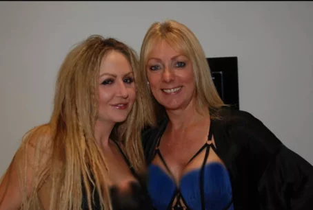 Victoria - Amateur Facials UK 2025-08-10 [HD 720p] (AmateurFacialsUK)