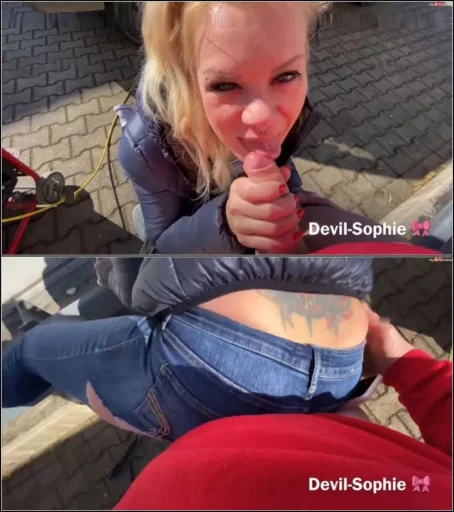 SteffiBlond - Wie krass Zerfetzt in den Jeans Fickschlitz gefickt - Bis das Sperma auf den Jeansarsch spritzt [FullHD 1080p] (MDH)