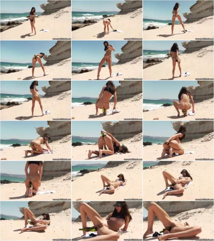 Hotkinkyjo - Hotkinkyjo in dark blue bikini take big bottle in ass & anal prolapse on the beach 06-07-2025 [FullHD 1080p] (Dildo)