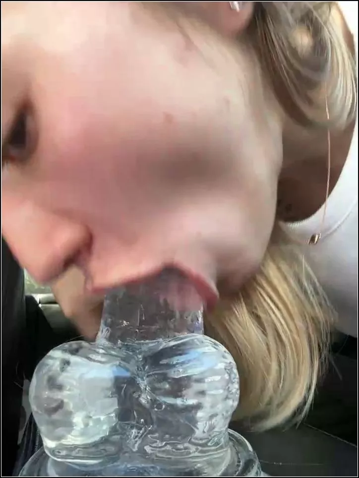 Play video: Future Star – Webcam Show Video 2023-08-03___Part2 [SD 960p] (Fisting)