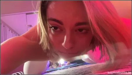 Sophia Burns - Punch Fist My Asshole 1 [UltraHD/4K 2160p] (Dildo)