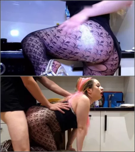 Maria-Gail - OMG - Da ging ich zu weit - Stiefpappa versohlt mir den Arsch wegen Pissspiele [FullHD 1080p] (MDH)