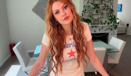 Elly Clutch - Elly Clutch - Horny Redhead Babysitter Makes You Cum Twice [Full HD 1080p] (Household Fantasy)