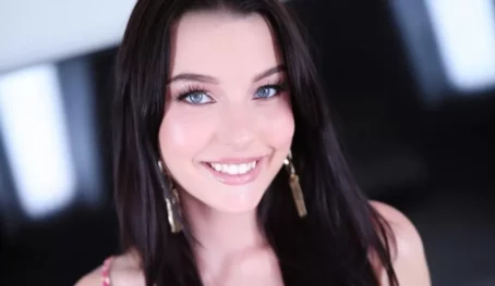 Kloe Love - Kloe Love - Amateur A11ure Welcomes Kloe Love, Beautiful Babe Sucks Cock, Gets Fucked and Swallows a Hot Load [Full HD 1080p] (AmateurA11ure)