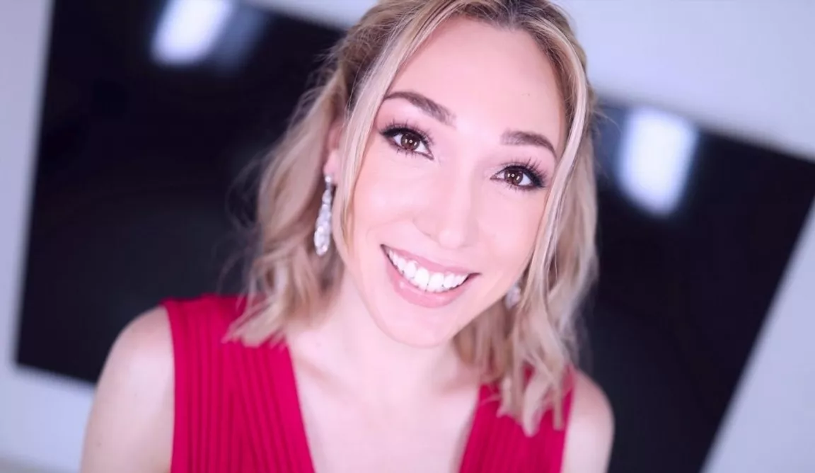 Lily LaBeau – Lily LaBeau – Lily LaBeau (aka Arryn) Returns to Amateur A11ure to Open Her Pussy and Mouth For a Cock Full of Cum [Full HD 1080p] (AmateurA11ure)
