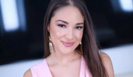 Gizelle Blanco - Gizelle Blanco - Amateur A11ure Welcomes Gizelle Blanco, A Sexy Bartender Loves Pleasing Her Partner [Full HD 1080p] (AmateurA11ure)