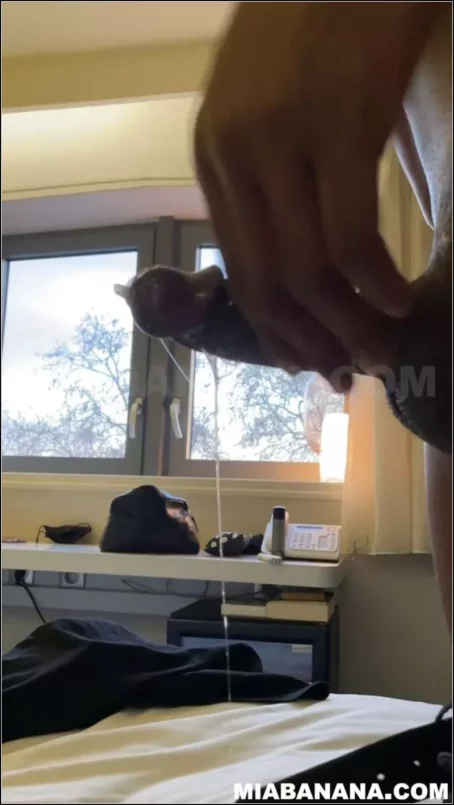 Miabanana - Video 2022-11-21_08-02 [SD 1920p] (MYM.fans)