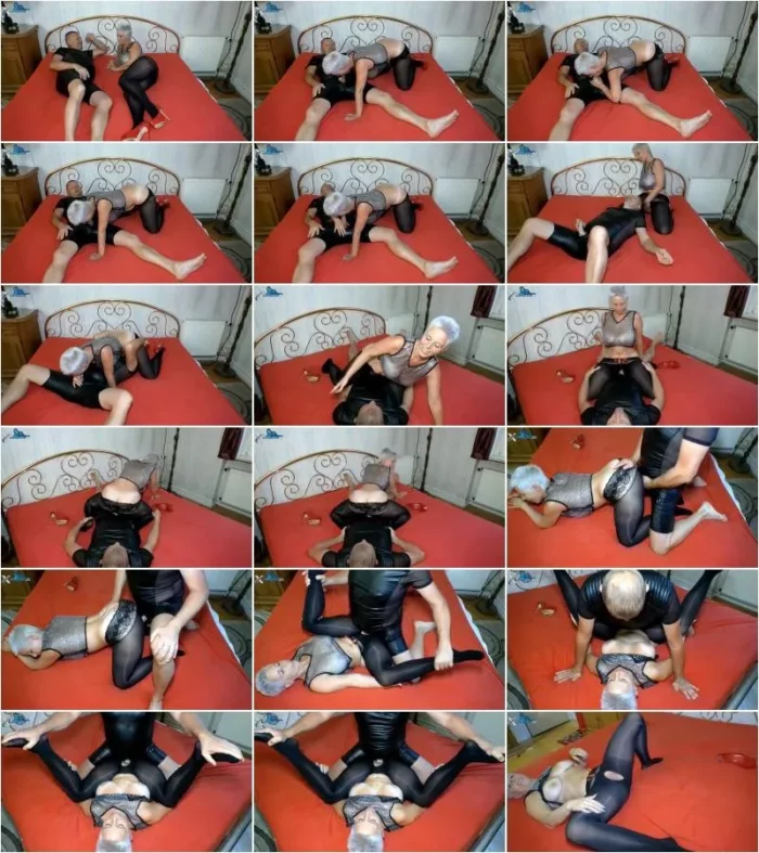 MelissaDeluxe - Ohne Gummi Rein Ins Fotzchen - Sperma Fotze Deluxe [FullHD 1080p] (MDH)
