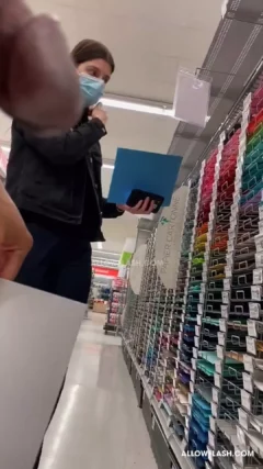 lessymat - Beautiful hottie in the store [SD 1920p] (Interracial)