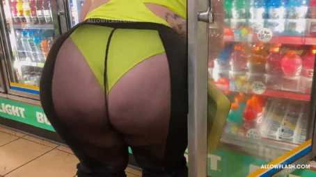Amateur - Wow! Going out with that blonde with the huge butt and a great ending part 1 [FullHD 1080p] (Interracial)