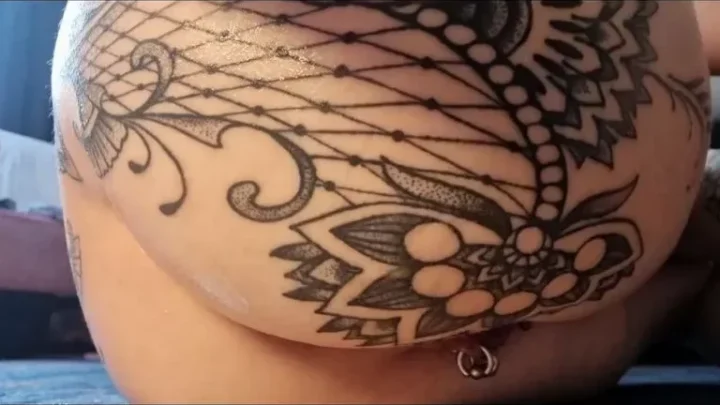 Screenshot 1 from rosarosebud – 20 Minute Rosebud Anal w/ Black Glove  [HD 720p] (Dildo)