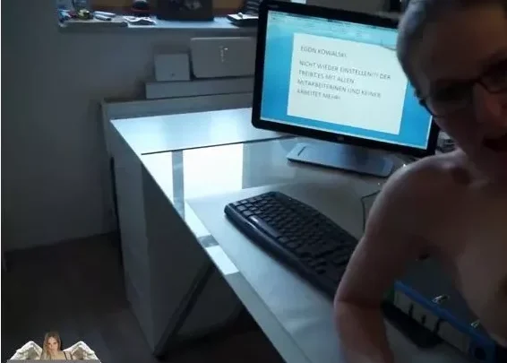 Screenshot 1 from MaviePearl – Vorstellungtsgesprach – Die willige, versaute Sekretarin [FullHD 1080p] (MDH)