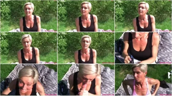Screenshot 2 from Ramona_Deluxe – Deluxi dreht wieder Clips…jippie… [HD 720p] (MDH)