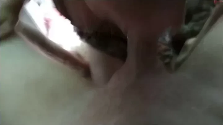 Screenshot 1 from Der-Sextourist – Subes Girl im Urlaub klar gemacht – Public Blowjob in POV [FullHD 1080p] (MDH)