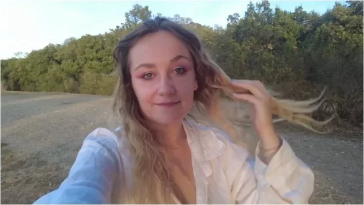 Screenshot 1 from Louiselittlefrench  – 2023-10-15 [FullHD 1080p] (MYM.fans)