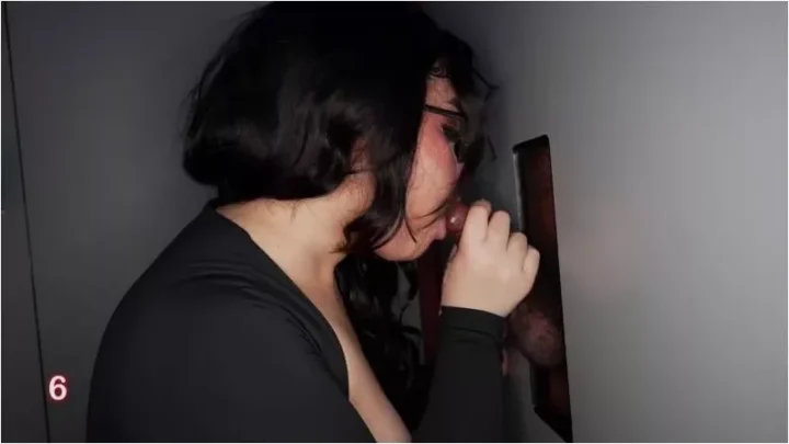 Princess Hanna, Princesshanna69 – 1st Visit 2024-08-09 [FullHD 1080p] (Gloryhole)