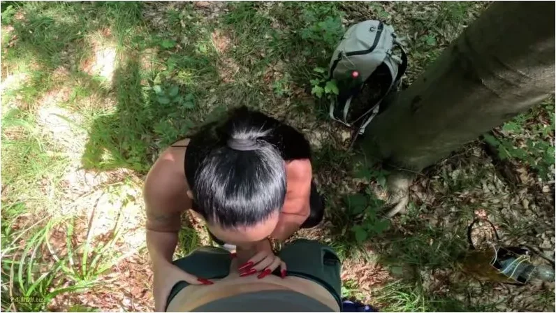 Play video: Eveonly194 – BlowJob beim Wandern – POV [FullHD 1080p] (MDH)