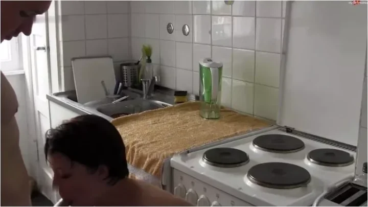 Screenshot 1 from Kasia-Privat – Frisch Geduscht [FullHD 1080p] (MDH)