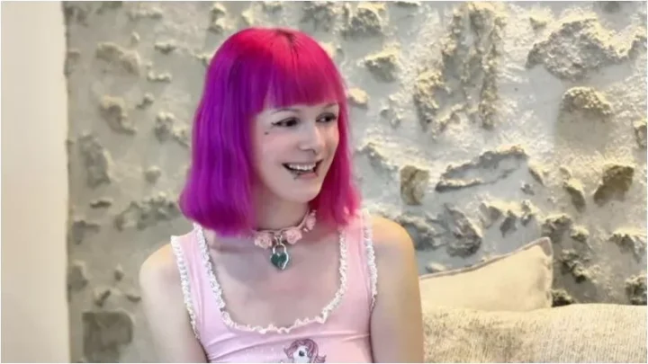 Lily – Lily, 25 years old, from La Roche-sur-Yon 31.10.2024 [FullHD 1080p] (French Porn)