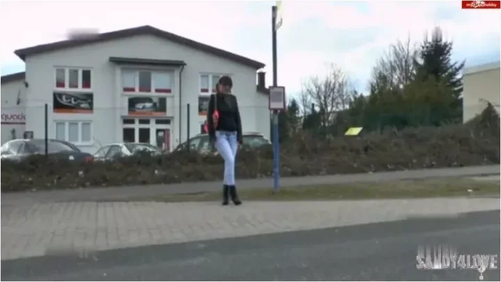 Sandy4Love – Eier ausgeblasen [HD 720p] (MDH)