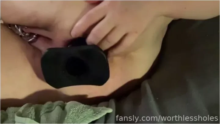 Worthlessholes – Video 19 [SD 576p] (Fisting)