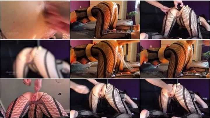 Screenshot 3 from Kassiopeia1 – Extreme prolapse fisting and anal destruction whilst tied up 22.01.2025 [UltraHD/4K 2160p] (Dildo)