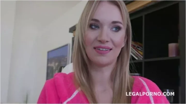 Screenshot 1 from Angel Piaff – Behind the scenes GIO295 [HD 720p] (LegalP0rno)