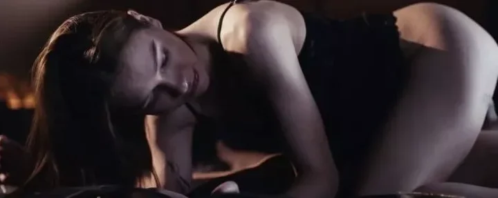 Screenshot 1 from Matty Mila – Matty Mila Smoking 2025-01-03 [2K 1080p] (Smoking Hawt)