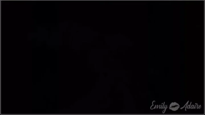 Screenshot 1 from EmilyAdaireTS – Willst du auf meine Nylonfusse spritzen [FullHD 1080p] (MDH)