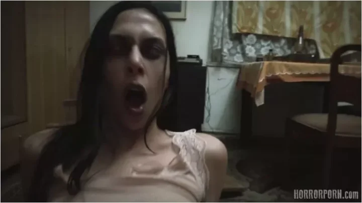 Screenshot 1 from Ashley Ocean, Sarah Kay – The demon\’s grip [FullHD 1080p] (Horror Porn)