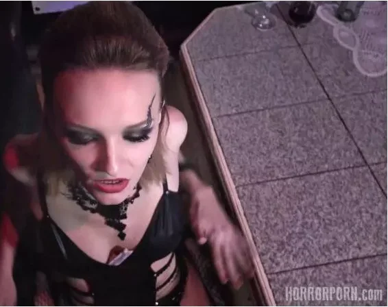 Play video: Belle Claire – Freak house: The beauty with double pussy [FullHD 1080p] (Horror Porn)