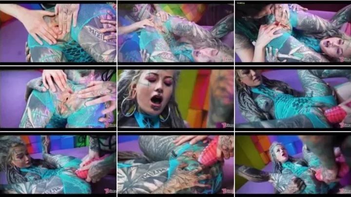 Screenshot 2 from 7-Filmz – Illuz hat einen riesigen Strapon um den Arsch von Anuskatzz zu benutzen [FullHD 1080p] (MDH)