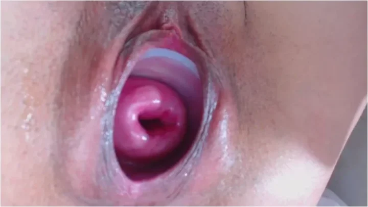 Screenshot 1 from Alisson_Punk – 2 tampon in cervix extrem [FullHD 1080p] (Dildo)