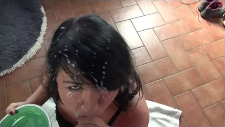 Alexandra-Wett – Das Sperma Inferno – Die Ultimative Abwichsparty Mit Mega Sperma Maske [HD 720p] (MDH)