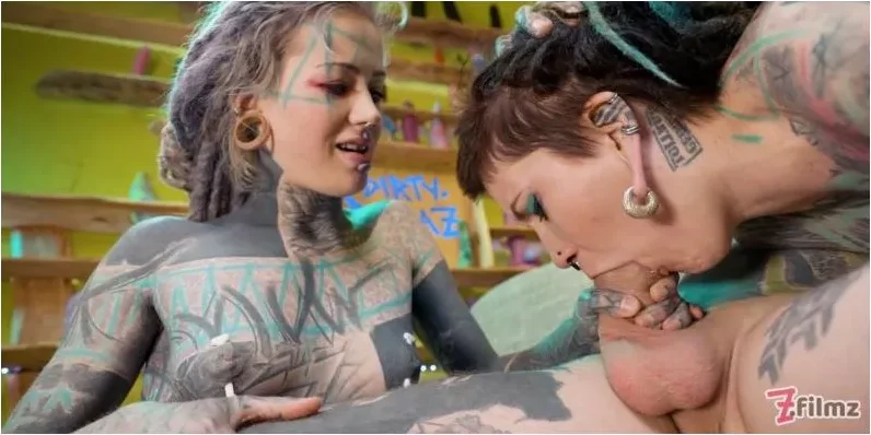 Play video: Z-Filmz – Teens ficken mit tatowierter typen [2K 1080p] (MDH)