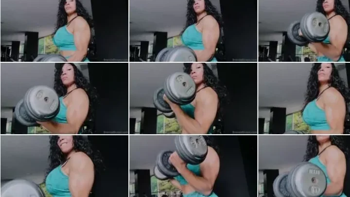 Screenshot 1 from Brenda Biceps – 2025-03-27 gym moments from yesterday _ growing biceps_) [FullHD 1080p] (Muscle Girl)