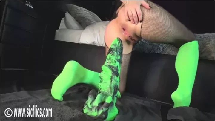 Kassiopeia1 – Kassis ass devours XL Omen 25.12.2025 [HD 720p] (Sicflics)