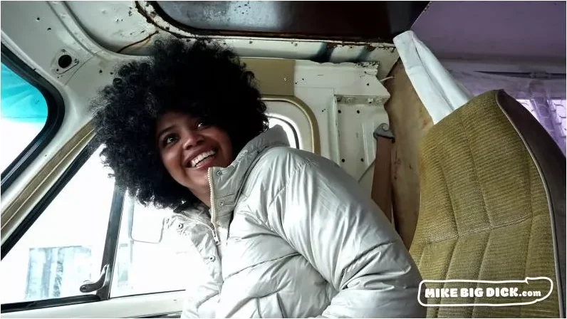 Play video: Selva Lapiedra – Afro Babe Trapped In Snowstorm Dick Was Her Only Way Out Part 1 [FullHD 1080p] (Mike Big Dick)