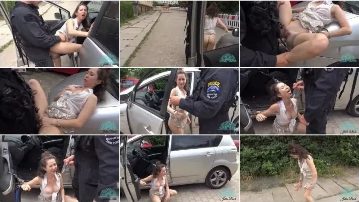 Screenshot 3 from BabyMarina – UNVERSCHAMT – Von Polizist aufgehalten und abgefickt [FullHD 1080p] (MDH)