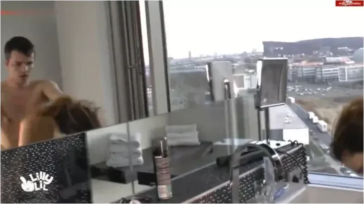 lilly-lil – Vater meiner Freundin bumst mich hart [HD 720p] (MDH)